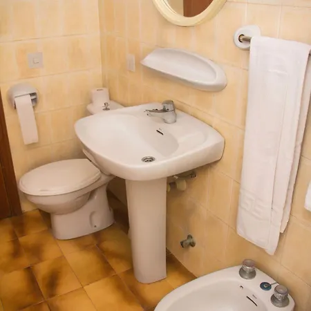 Gr Monac Beach Apts Apartmán *